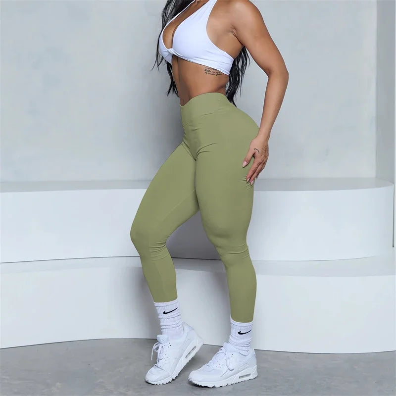 Low V-Back Scrunch Butt-Lifting Leggings
