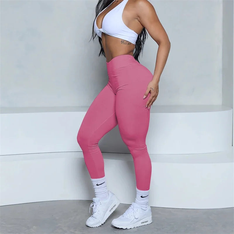 Low V-Back Scrunch Butt-Lifting Leggings
