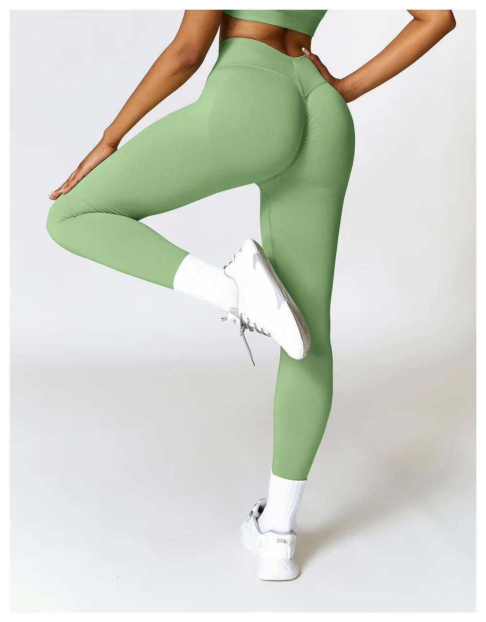 V-Back Booty-Lifting Leggings – Seamless