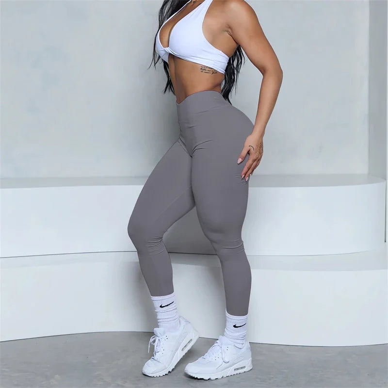 Low V-Back Scrunch Butt-Lifting Leggings