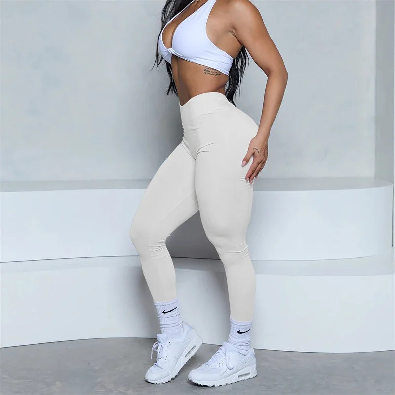 Low V-Back Scrunch Butt-Lifting Leggings