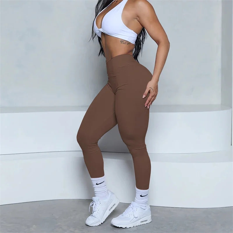 Low V-Back Scrunch Butt-Lifting Leggings