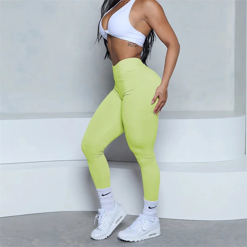Low V-Back Scrunch Butt-Lifting Leggings