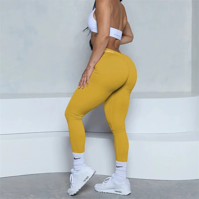 Low V-Back Scrunch Butt-Lifting Leggings