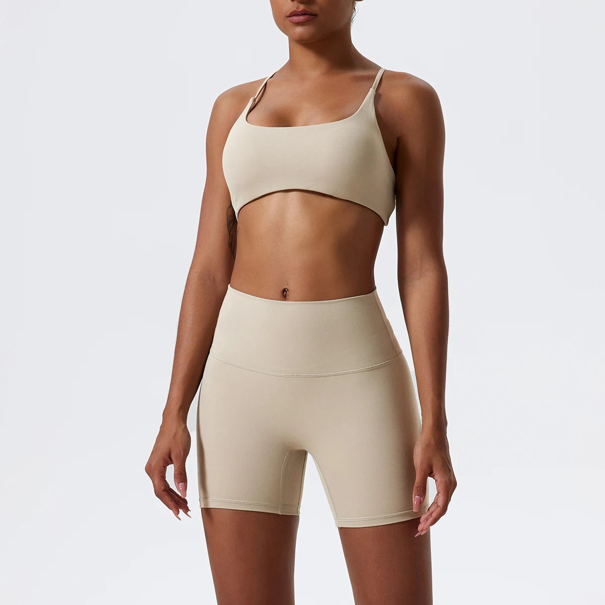 2-piece Seamless Activewear Shorts & Sports Bra